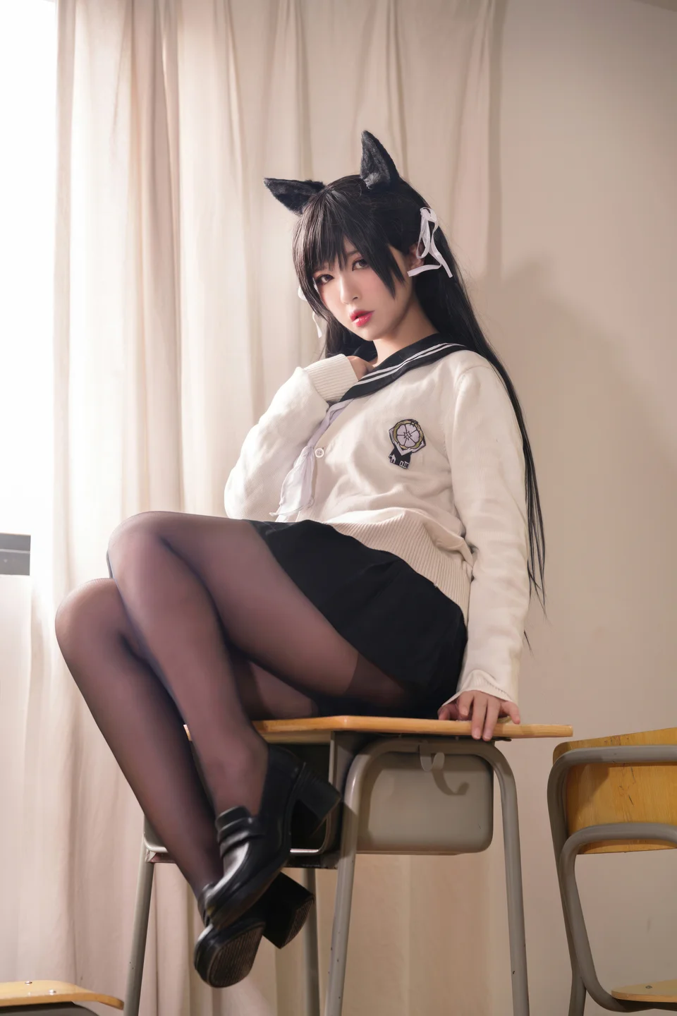 半半子 - No.099 碧蓝航线·爱宕 校服 [25P-193MB] tg@simisebaisi 【丝足阁】004.webp